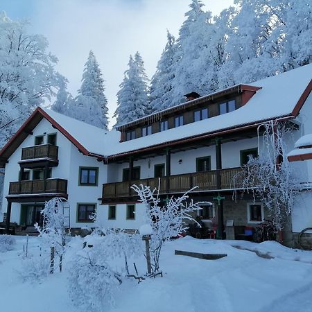 Penzion Nadejov Kasperske Hory Exterior foto